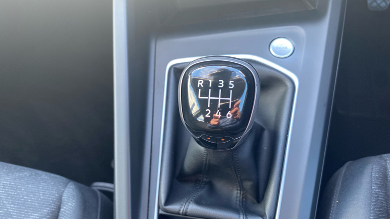 Volkswagen Golf 1.0 TSI Life 5dr Petrol Hatchback